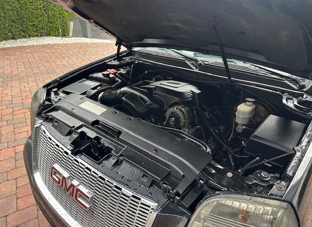 2010 GMC Yukon 1500 SLT 4SA full