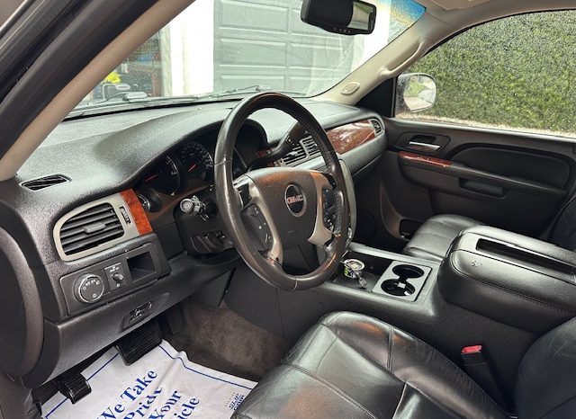 2010 GMC Yukon 1500 SLT 4SA full