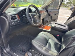 2011 Chevrolet Suburban 1500 LTZ full