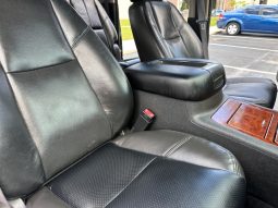 2011 Chevrolet Suburban 1500 LTZ full