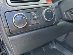 2011 Chevrolet Suburban 1500 LTZ full