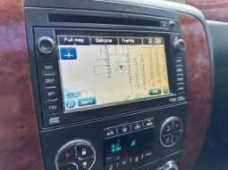 2011 Chevrolet Suburban 1500 LTZ full