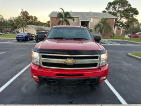 2011 Chevrolet Silverado 1500 LTZ Crew Cab Short Bed 1LZ