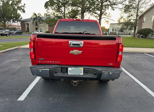 2011 Chevrolet Silverado 1500 LTZ Crew Cab Short Bed 1LZ full