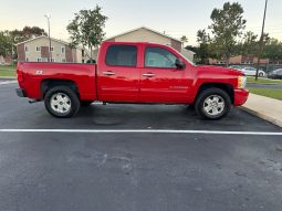 2011 Chevrolet Silverado 1500 LTZ Crew Cab Short Bed 1LZ full