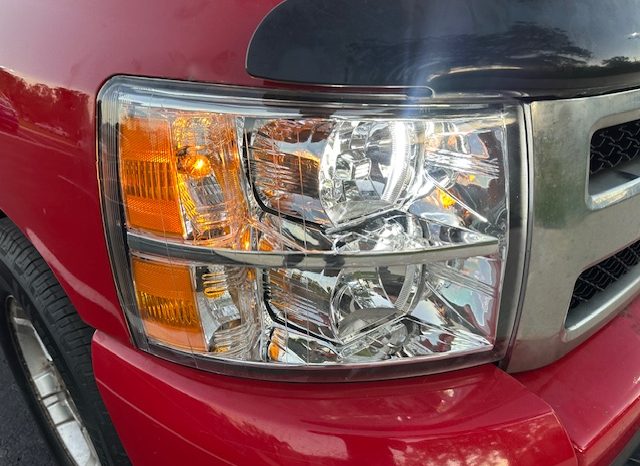 2011 Chevrolet Silverado 1500 LTZ Crew Cab Short Bed 1LZ full