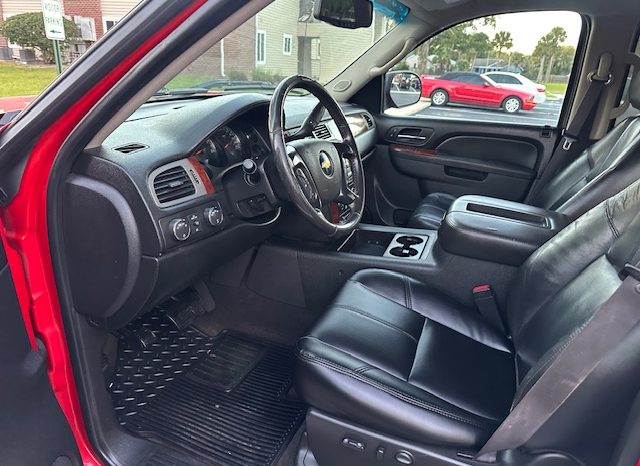 2011 Chevrolet Silverado 1500 LTZ Crew Cab Short Bed 1LZ full