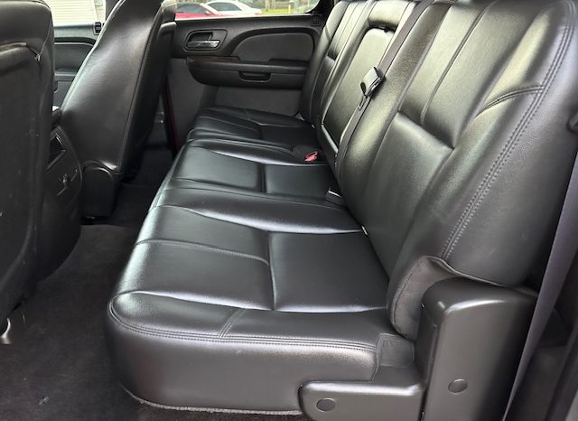 2011 Chevrolet Silverado 1500 LTZ Crew Cab Short Bed 1LZ full