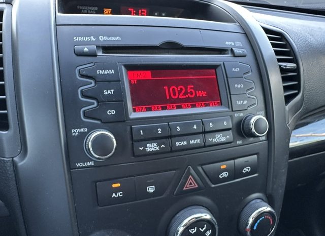 2011 Kia Sorento LX full