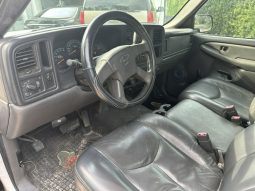 2005 Chevrolet Silverado 1500 WT Regular Cab Long Bed 1SW full